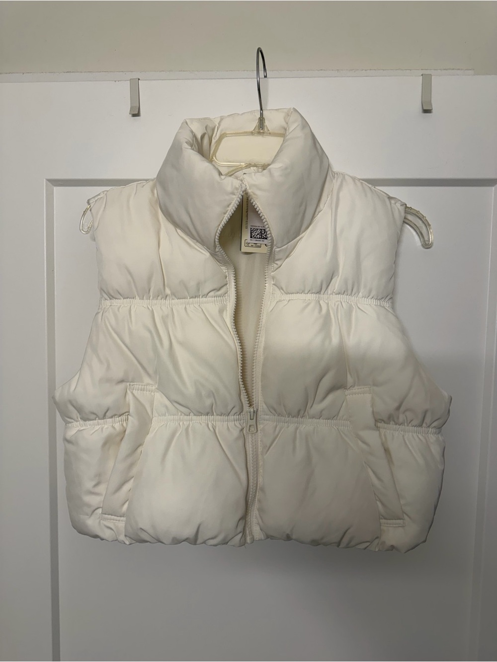H&M White Puffer Vest with High Collar